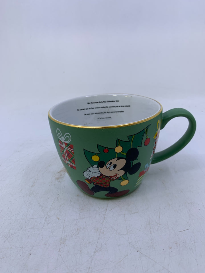 MICKEY MOUSE WITH TREE NEW MUG