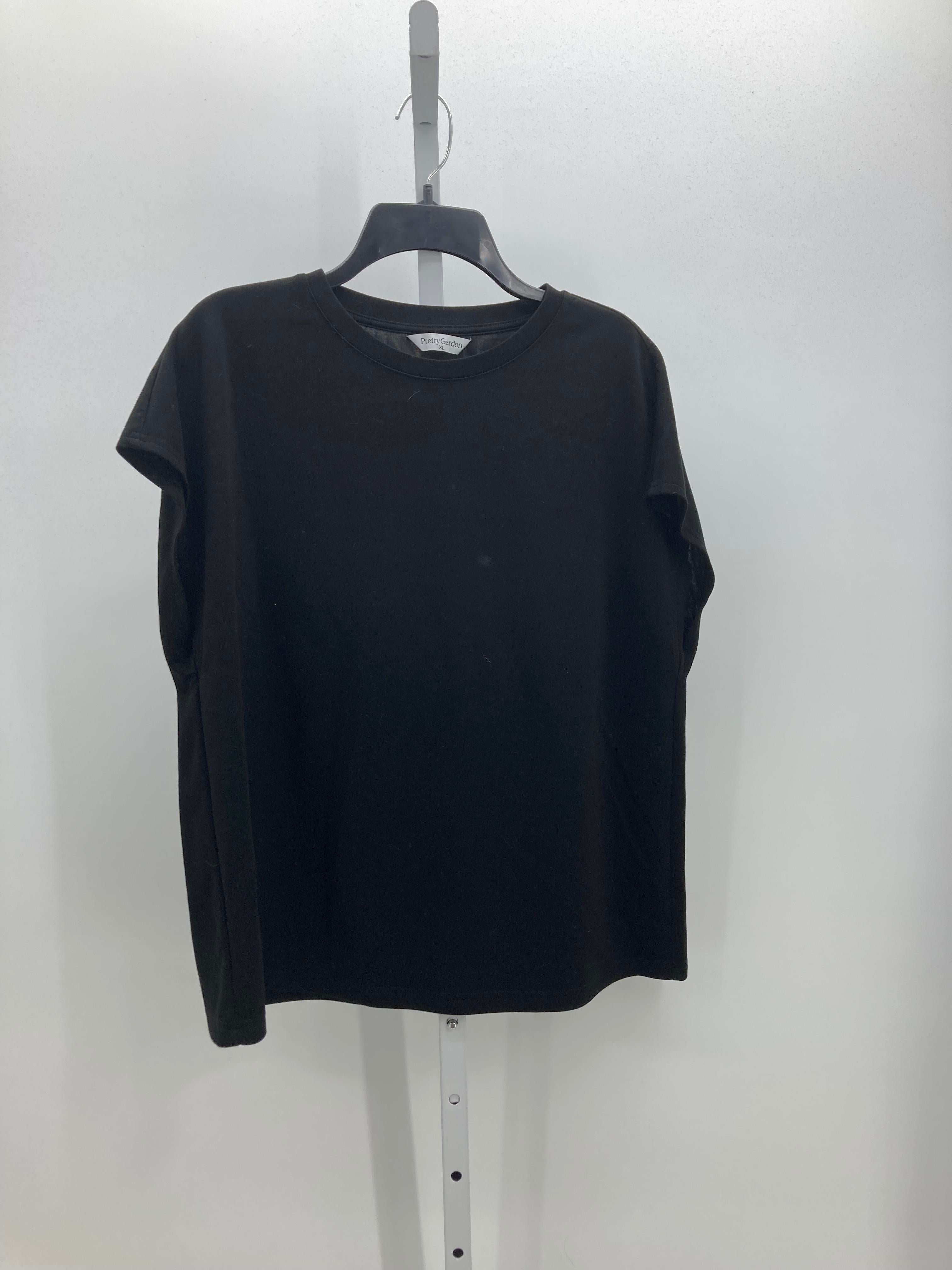 Size Extra Large Juniors Short Sleeve Shirt