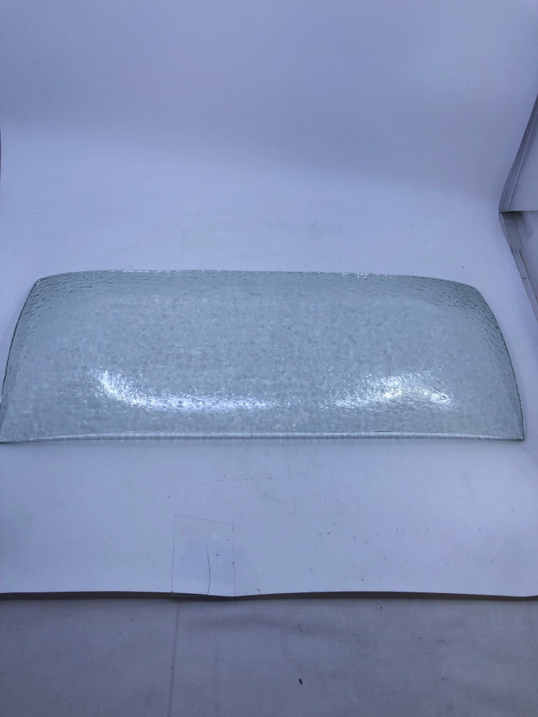 RECTANGLE CLEAR BUBBLE GLASS TRAY.