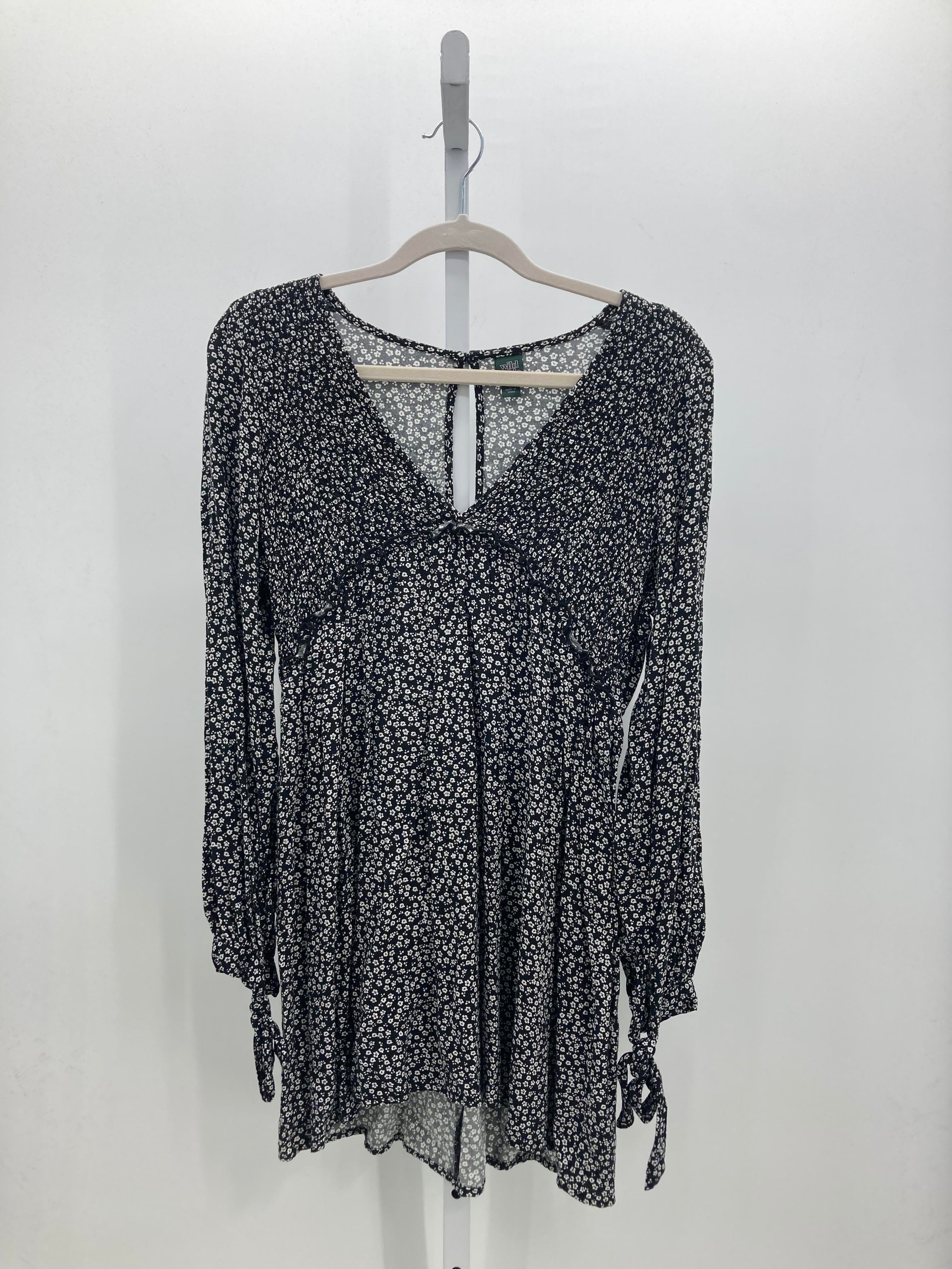 Wild Fable Size Small Juniors Long Sleeve Dress