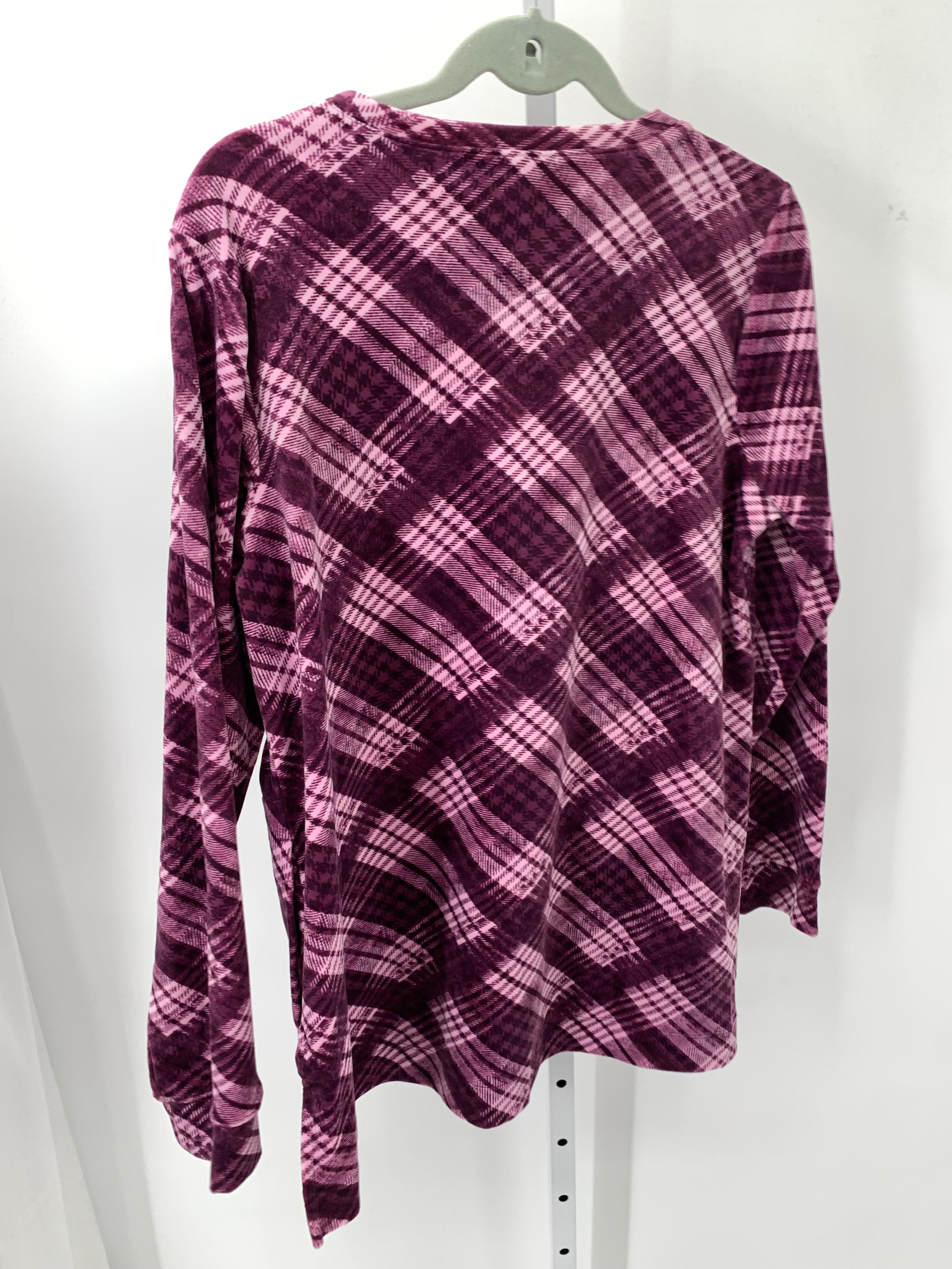 d & co. Size Medium Misses Long Sleeve Shirt