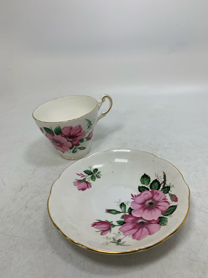 DARK PINK FLOWERS TEACUP.
