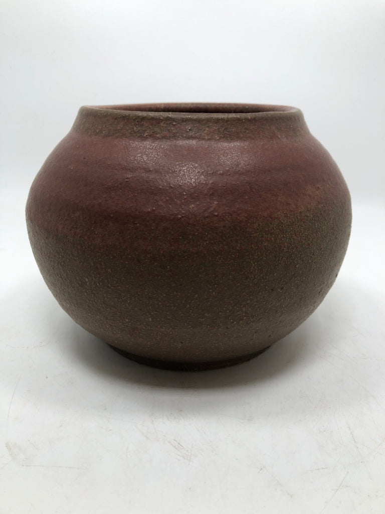 RED OMBRE POTTERY VASE.