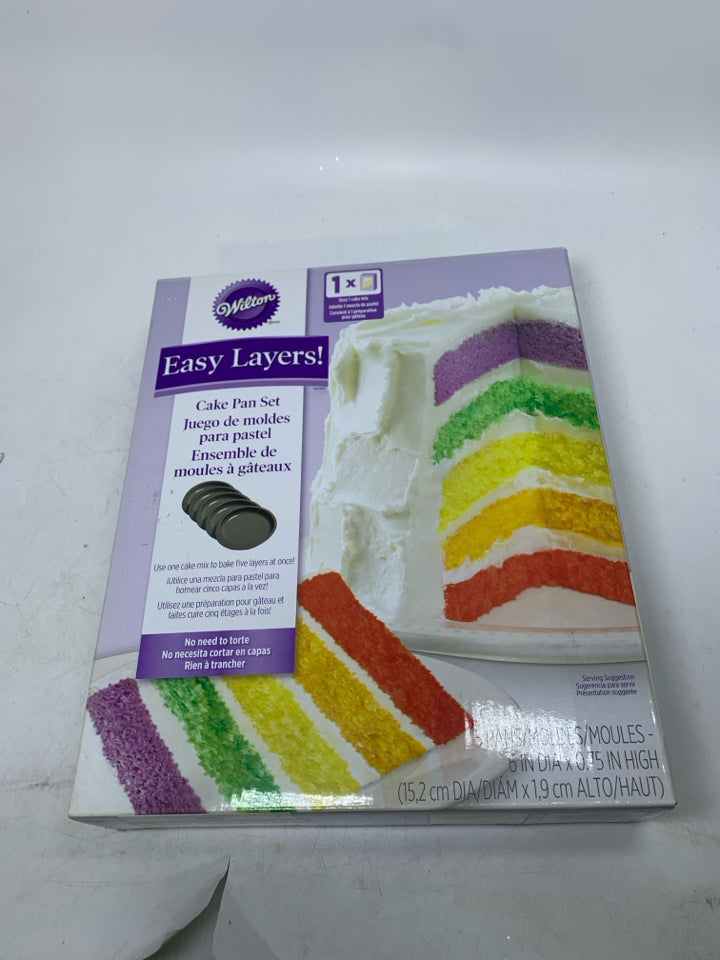 NIB CAKE PAN SET EASY LAYERS.