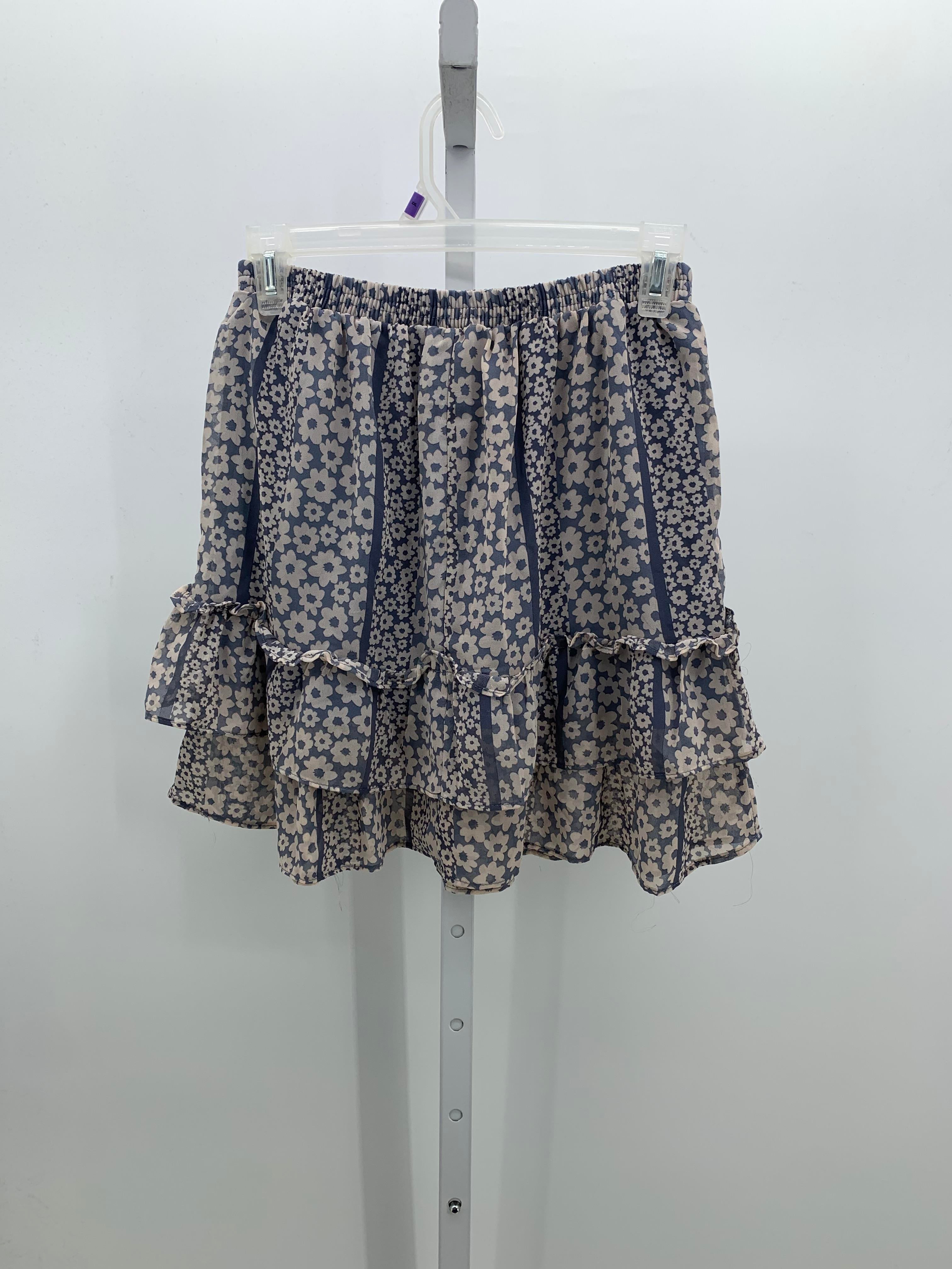 Size Medium Juniors Skirt