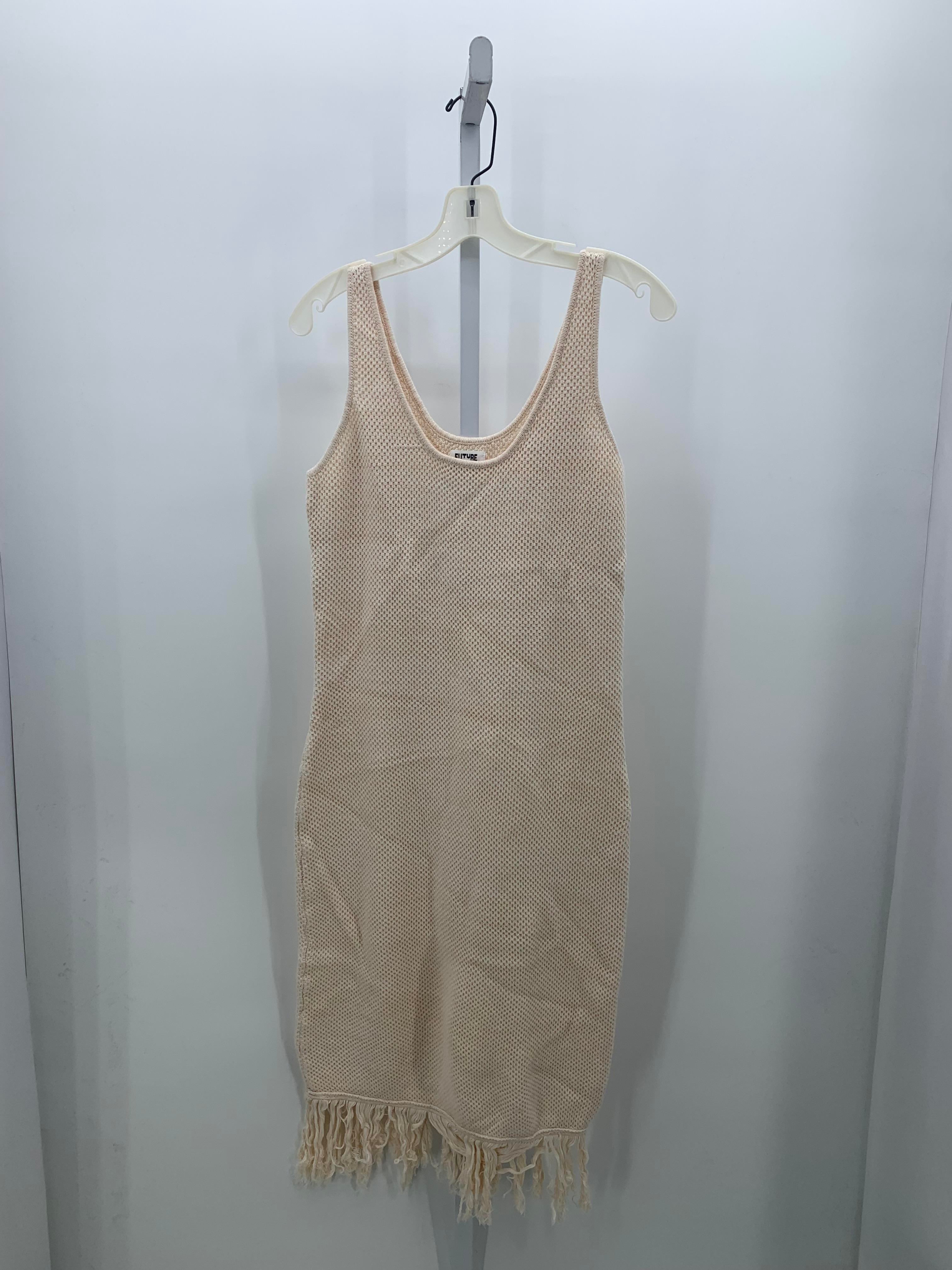 Size Large Misses Sleeveless Dress