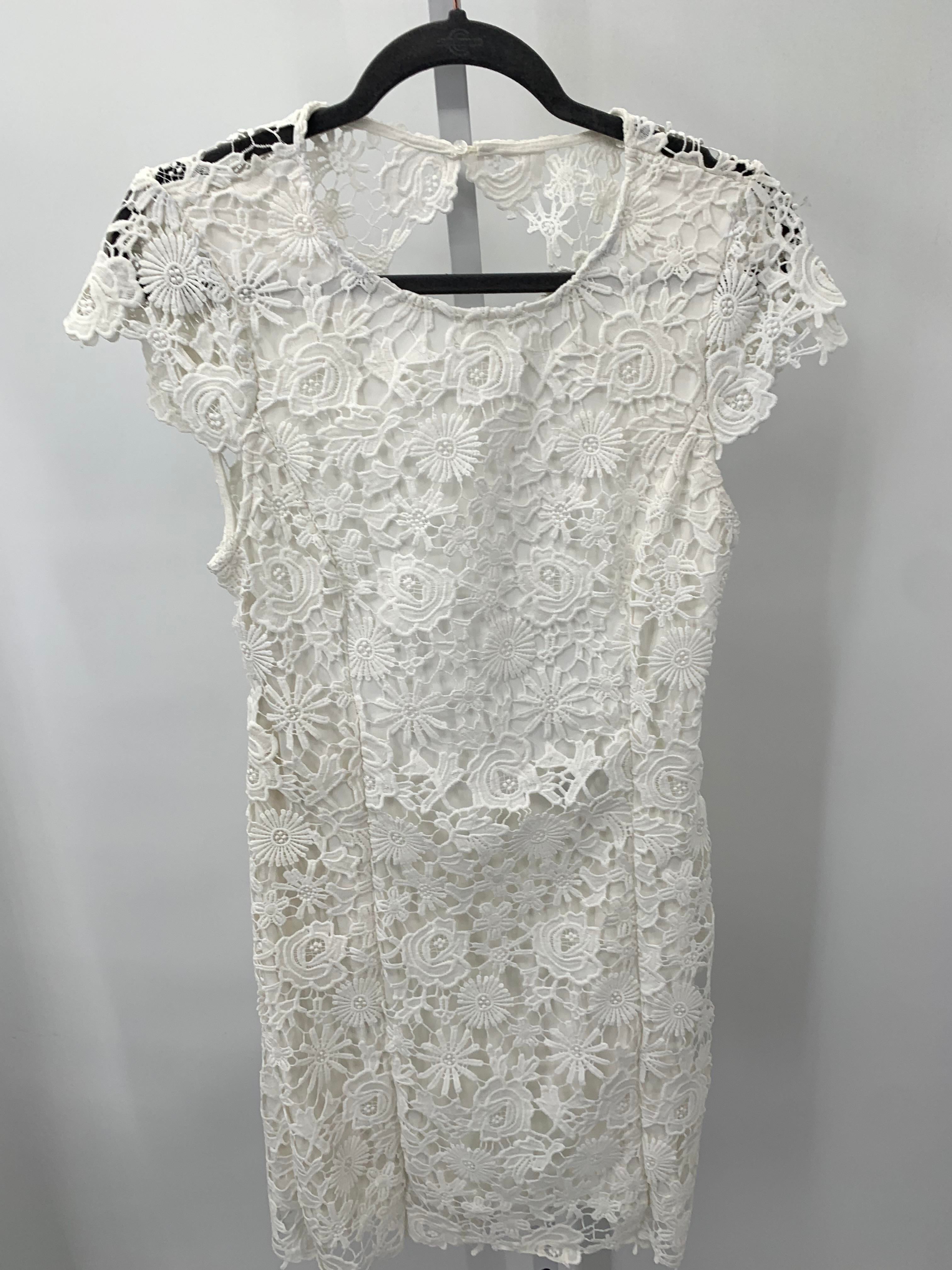 Lulus Size Large Juniors Short Sleeve Dress