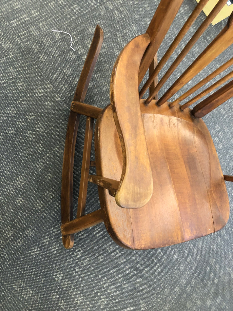VTG DARK WOOD ROCKING CHAIR.