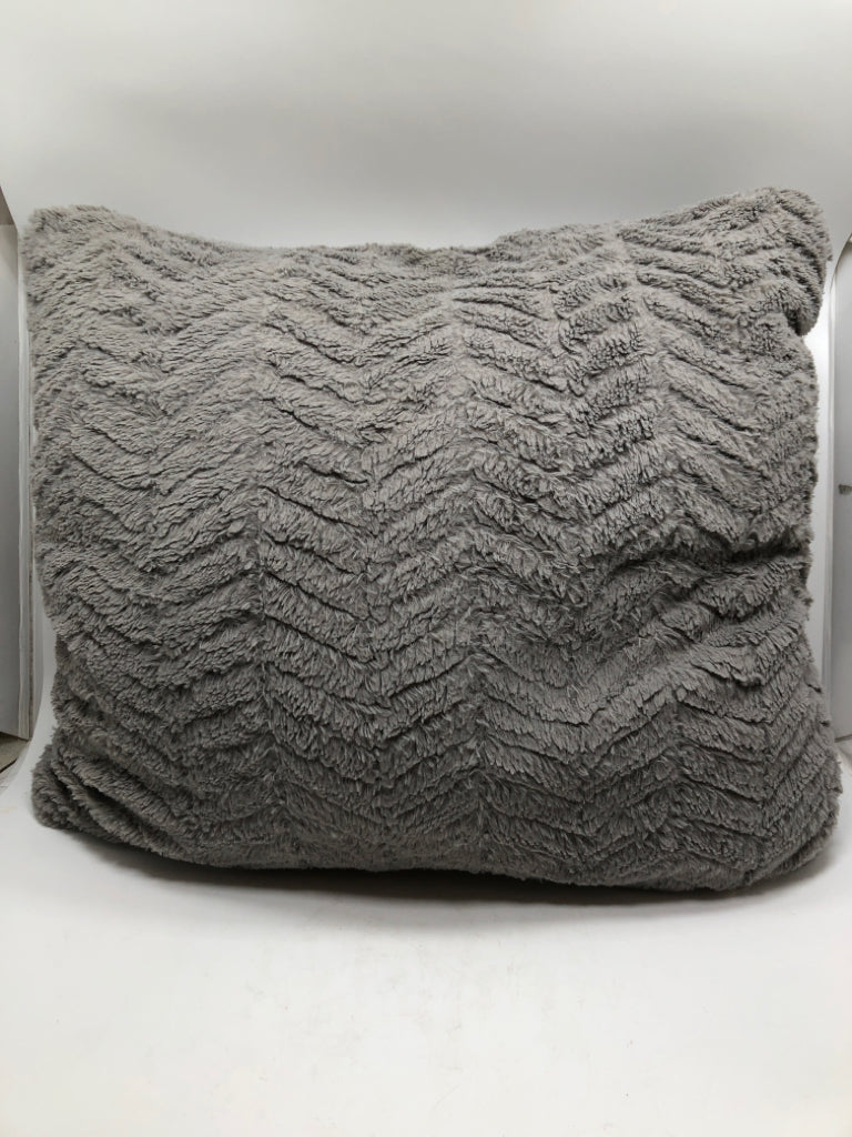 FLUFFY GRAY PILLOW.
