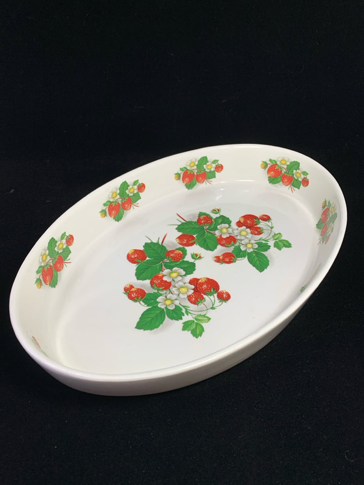 VTG SUMMER STRAWBERRIES OVAL BAKING DISH.