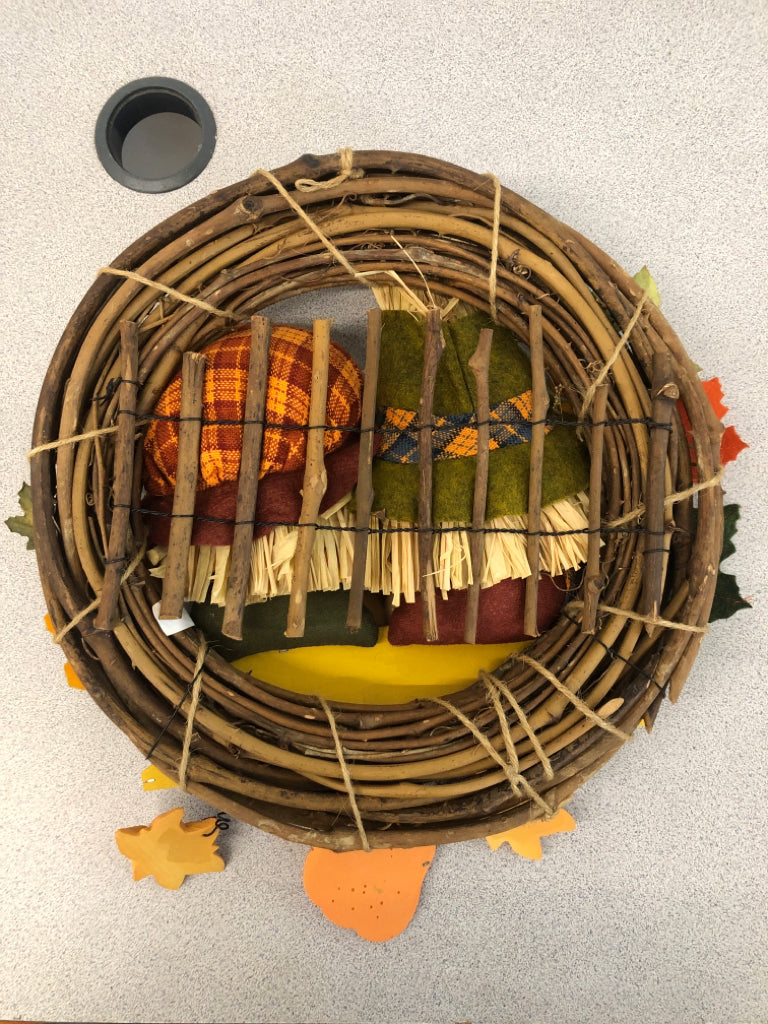 SCARECROW WELCOME TWIG WREATH.