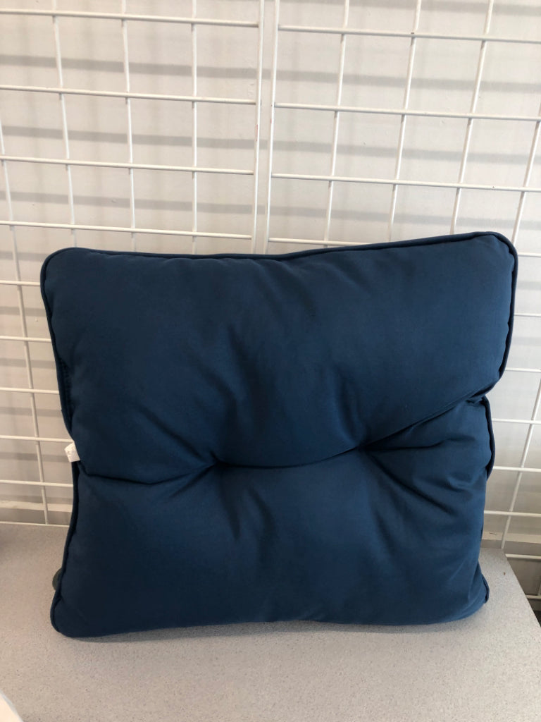 BLUE FABRIC THROW PILLOW.