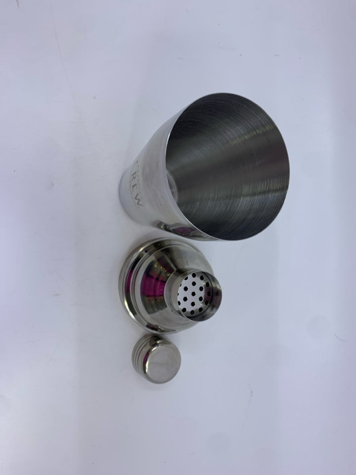 STAINLESS STEEL COCKTAIL SHAKER.