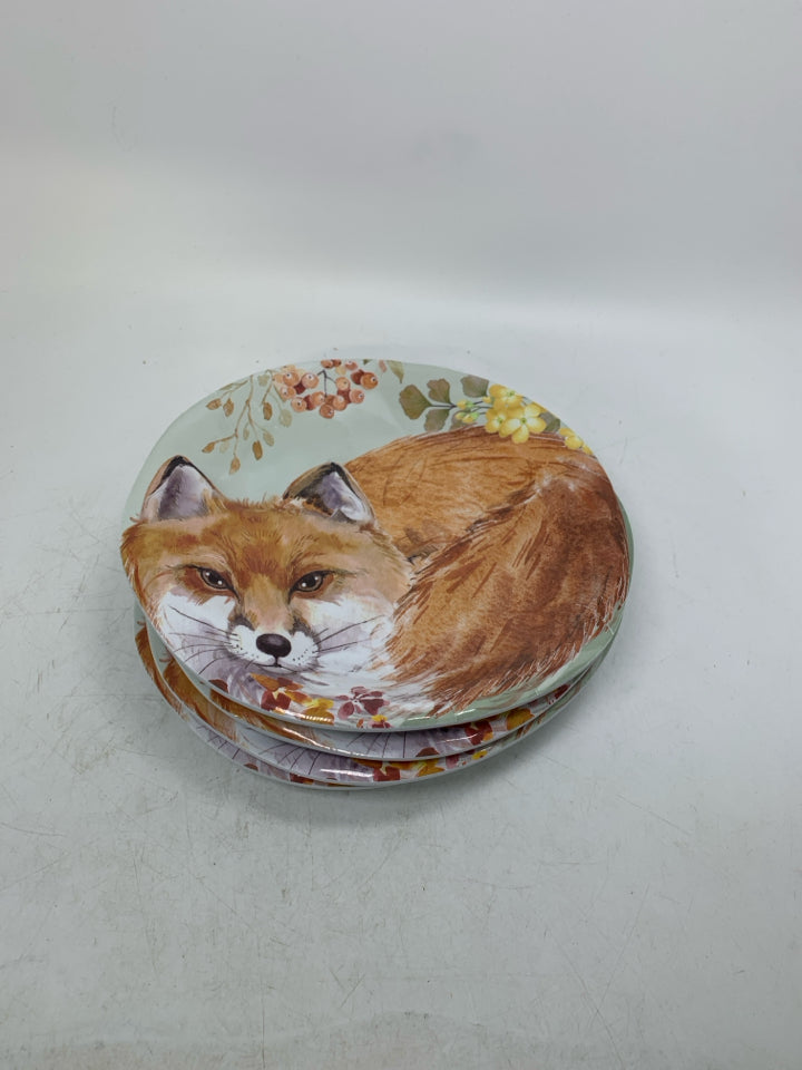 4 MELAMINE EMBOSSED FOX SALAD PLATES.