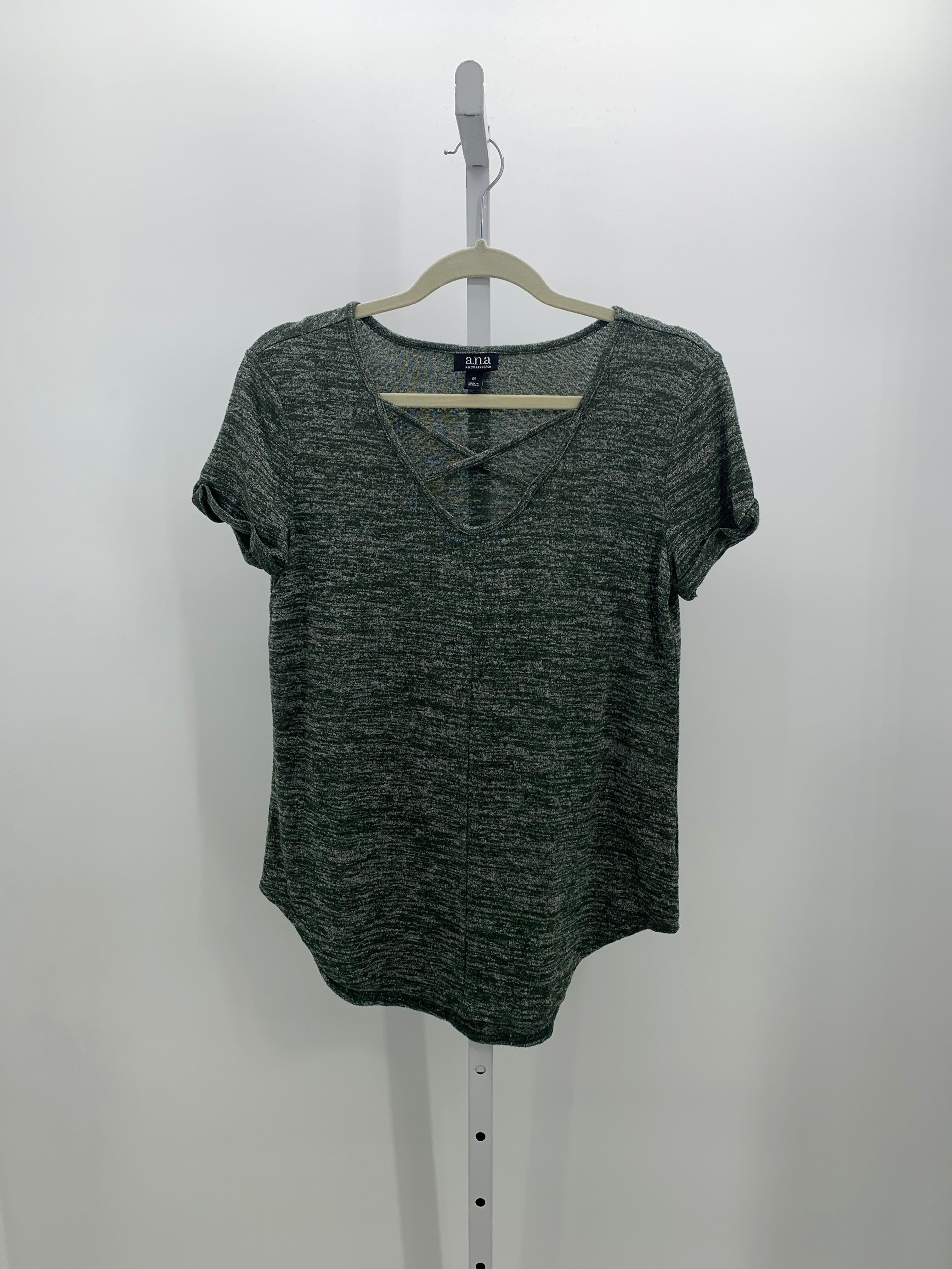 A.N.A. Size Medium Misses Short Sleeve Shirt