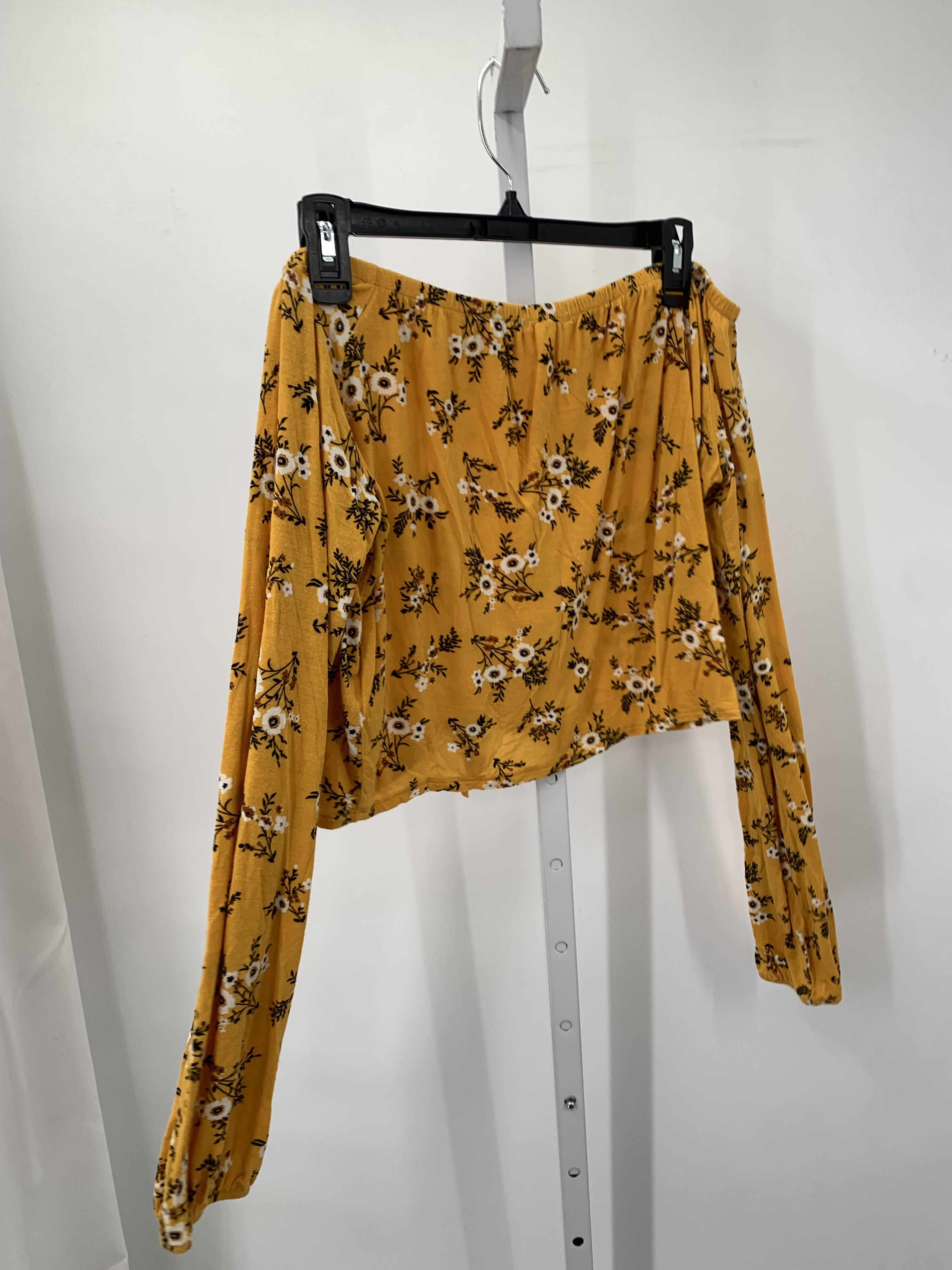 Size Large Juniors Long Sleeve Shirt