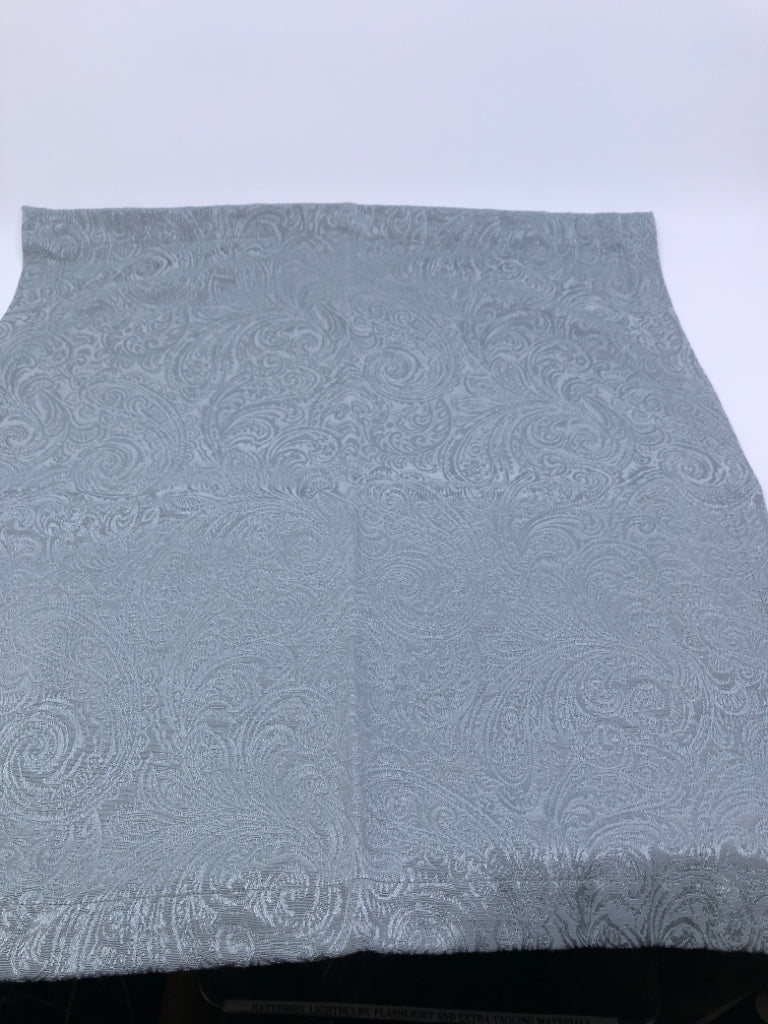 4 LIGHT BLUE WATERFORD NAPKINS W PAISLEY PATTERN.