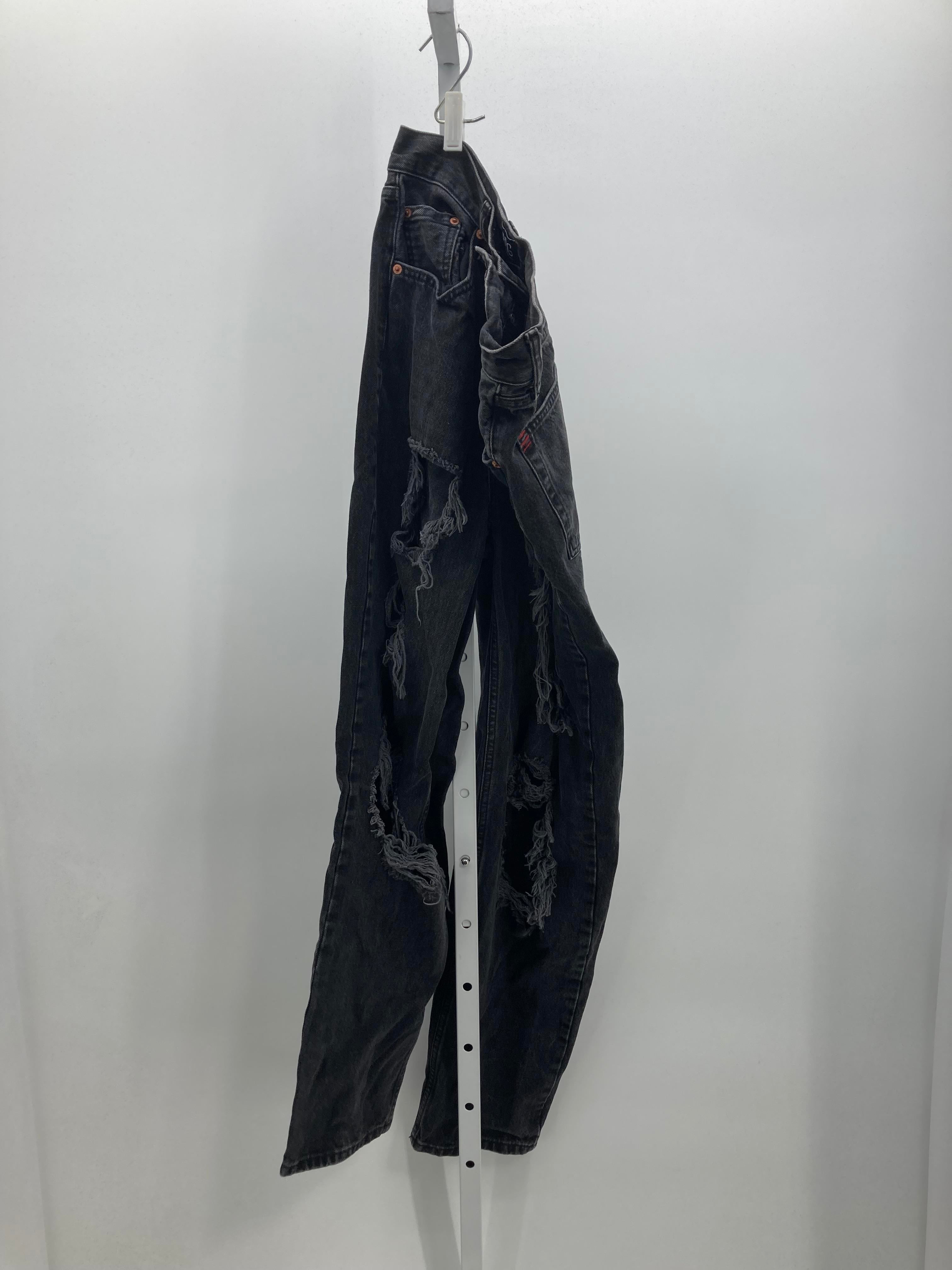 BDG Size 4 Juniors Jeans