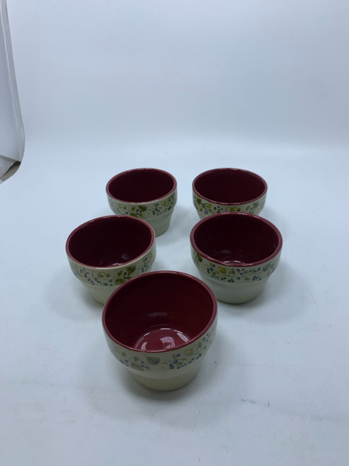 5 MINI STONEWARE BOWLS.