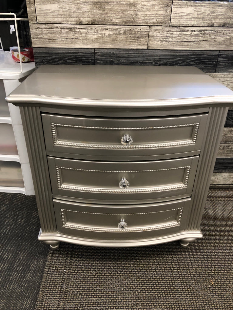 SILVER 3 DRAWER NIGHTSTAND.