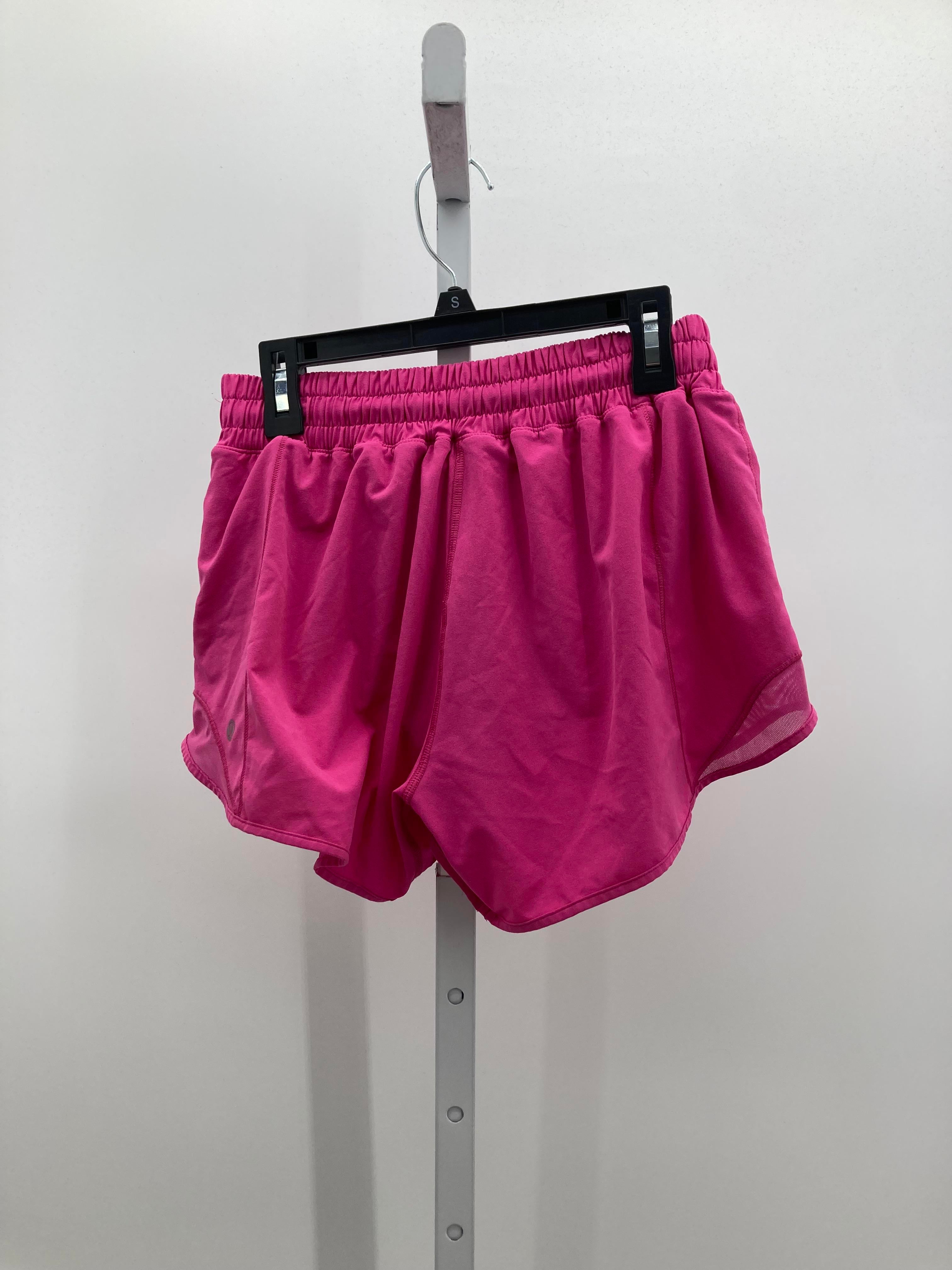 Lululemon Size 6 Tall Misses Shorts