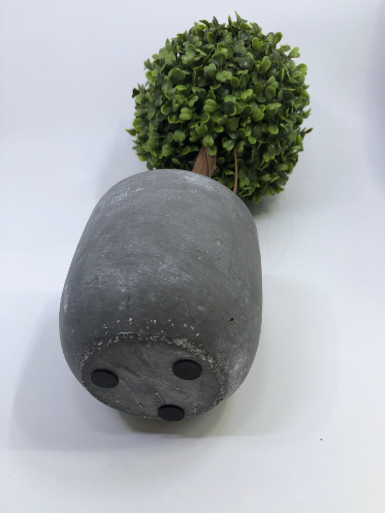 FAUX TOPIARY IN MATTE GRAY PLANTER.