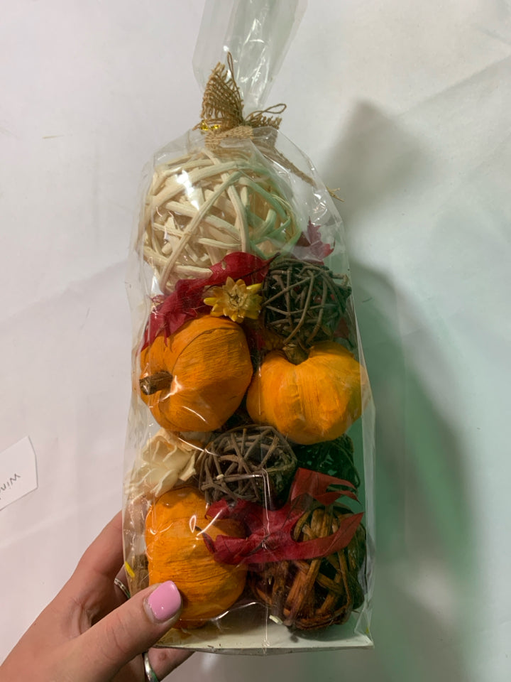 NIP FALL BOWL FILLER.