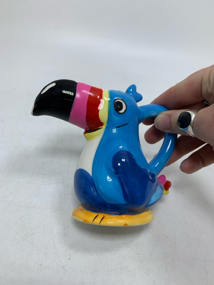 VTG KELLOGG'S TOUCAN SAM MINI CREAMER.