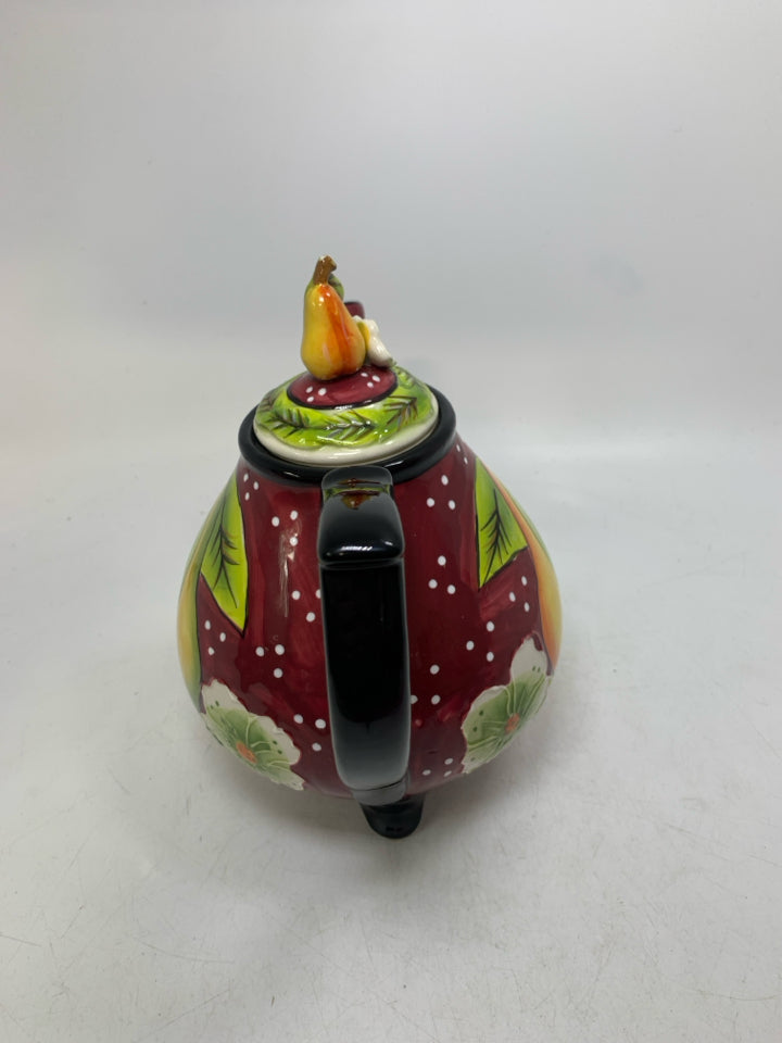 FOOTED PEAR DETAILED TEAPOT W/ BLACK HANDLE.
