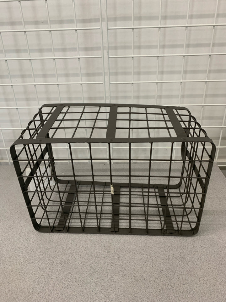 NWT GREY METAL BASKET W/METAL HANDLES.