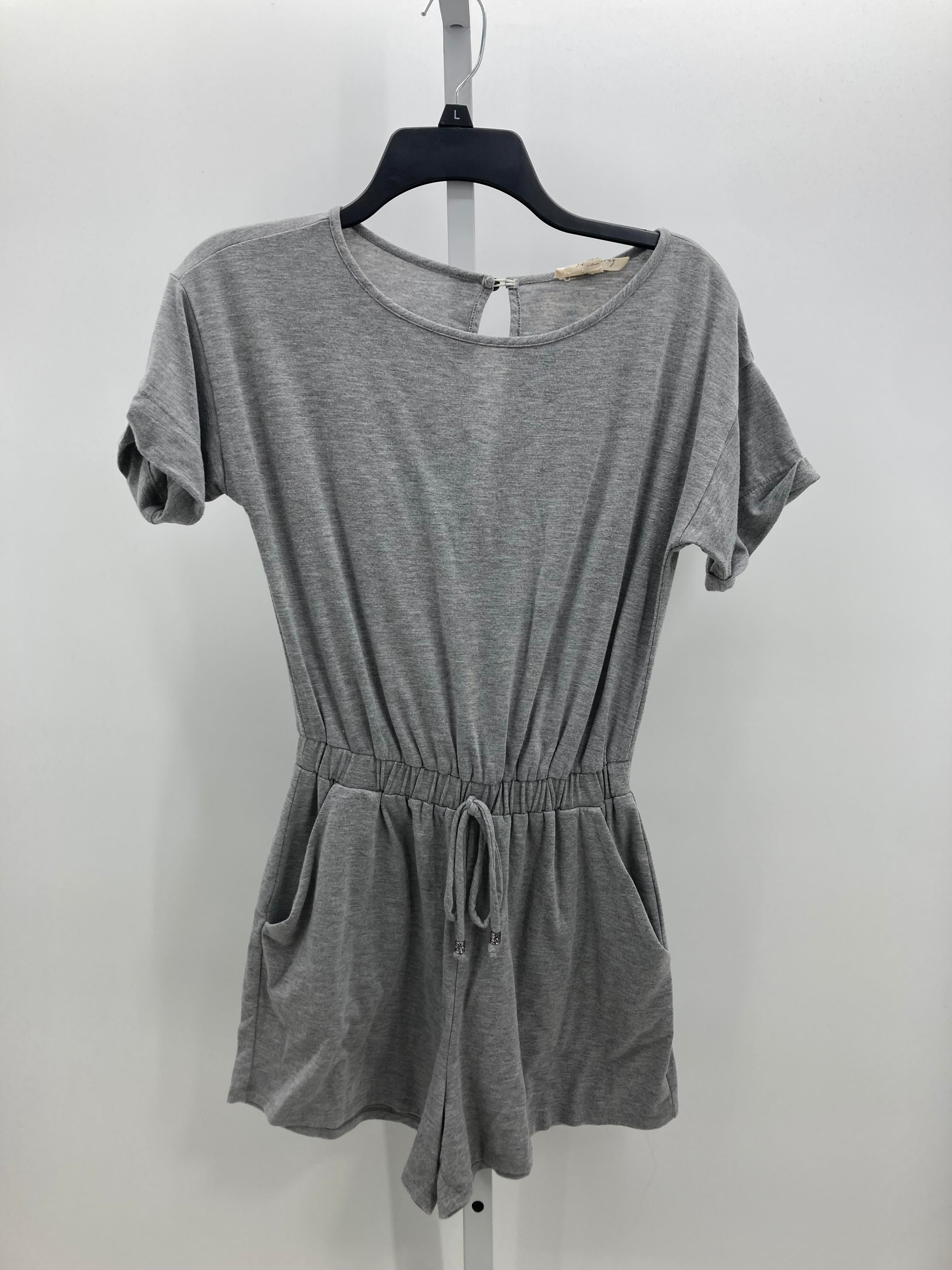 Size X Small Juniors Romper