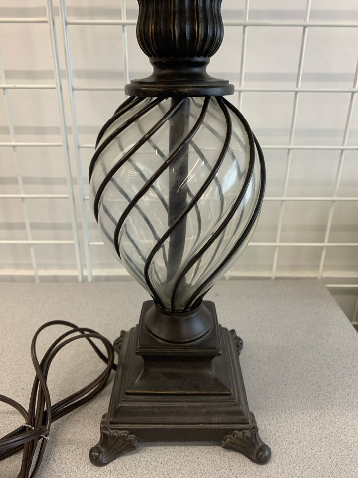 GLASS BALL AND GREY METAL BASE LAMP W/TAN SHADE.