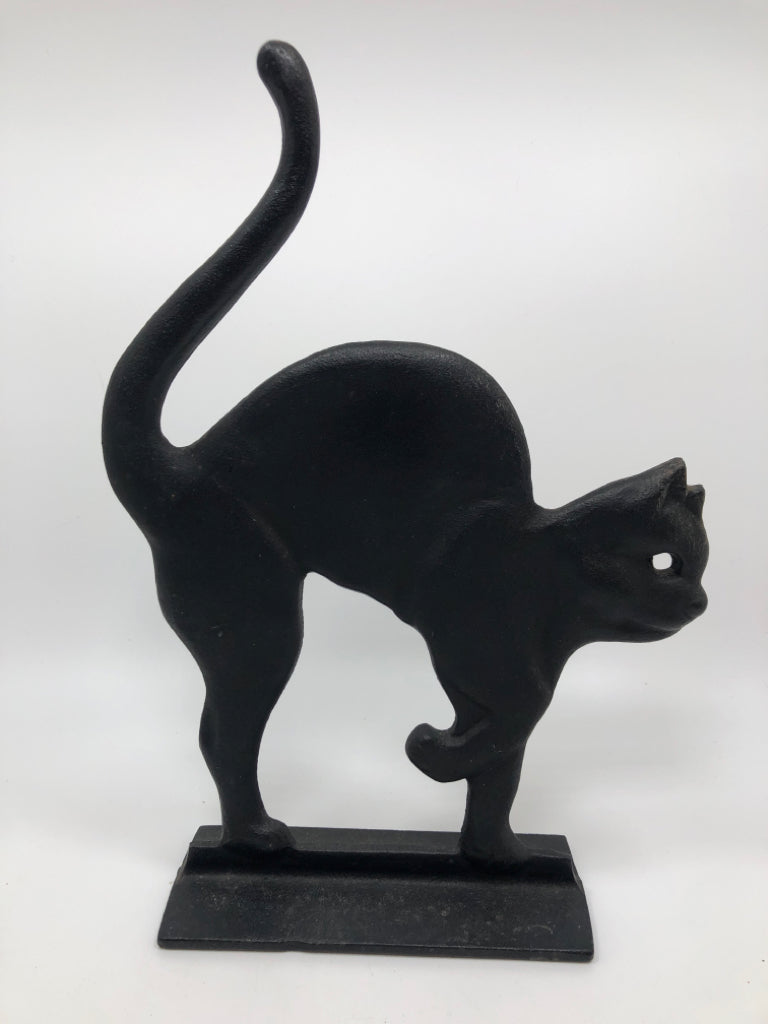 BLACK METAL CAT DOOR STOP.