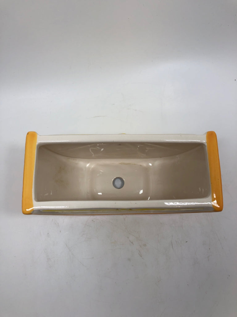ORANGE SLICE PLANTER.