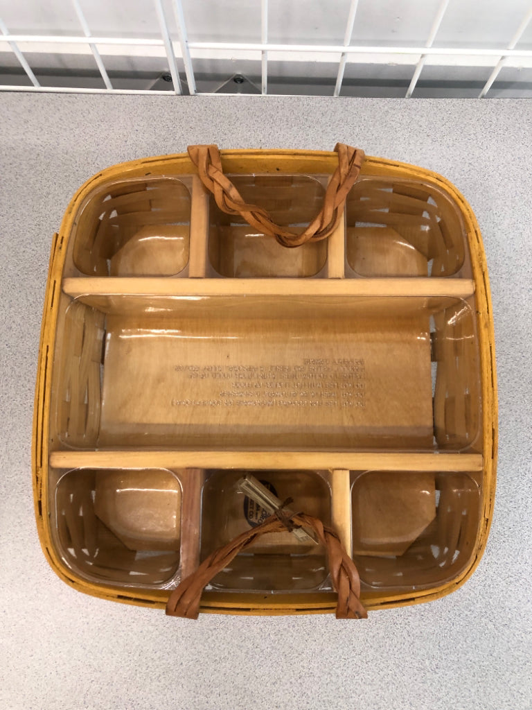 BUFFET ORGANIZER BASKET W/PLASTIC LINER AND BRAIDED HANDLES.