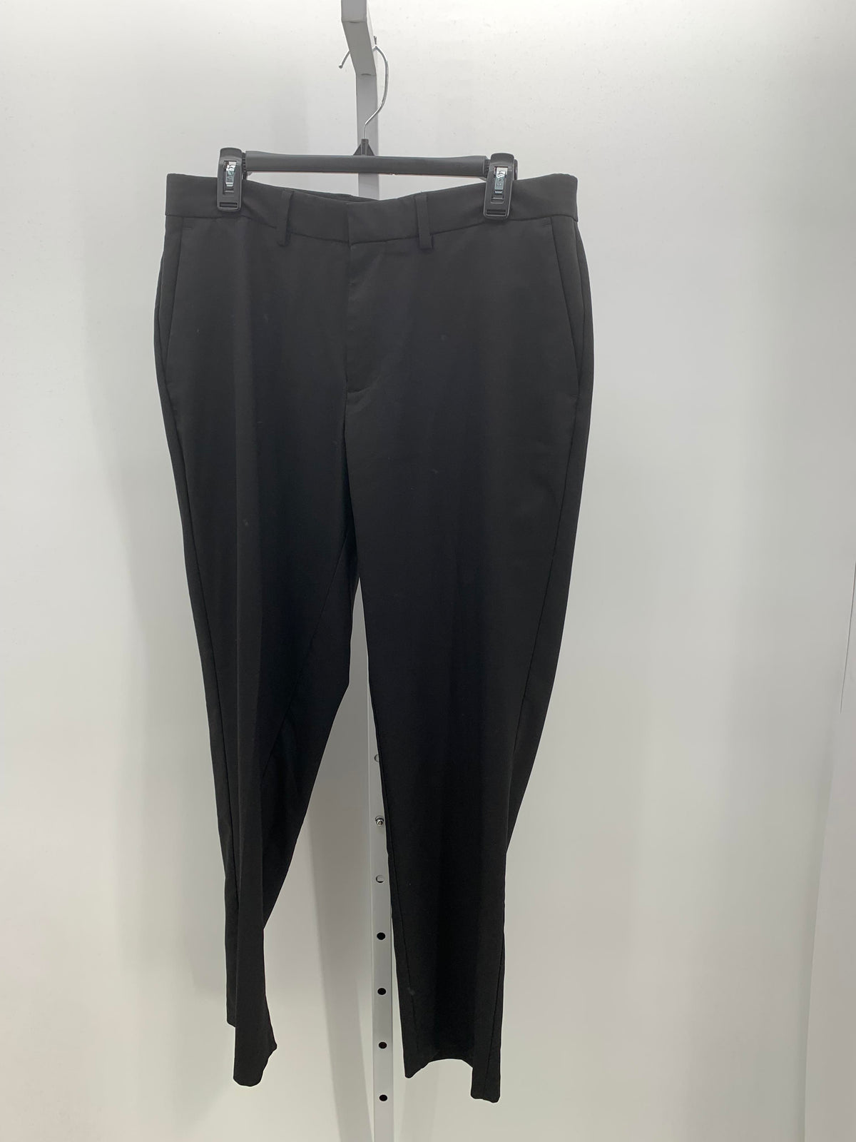 PLEATED FRONT PANTS