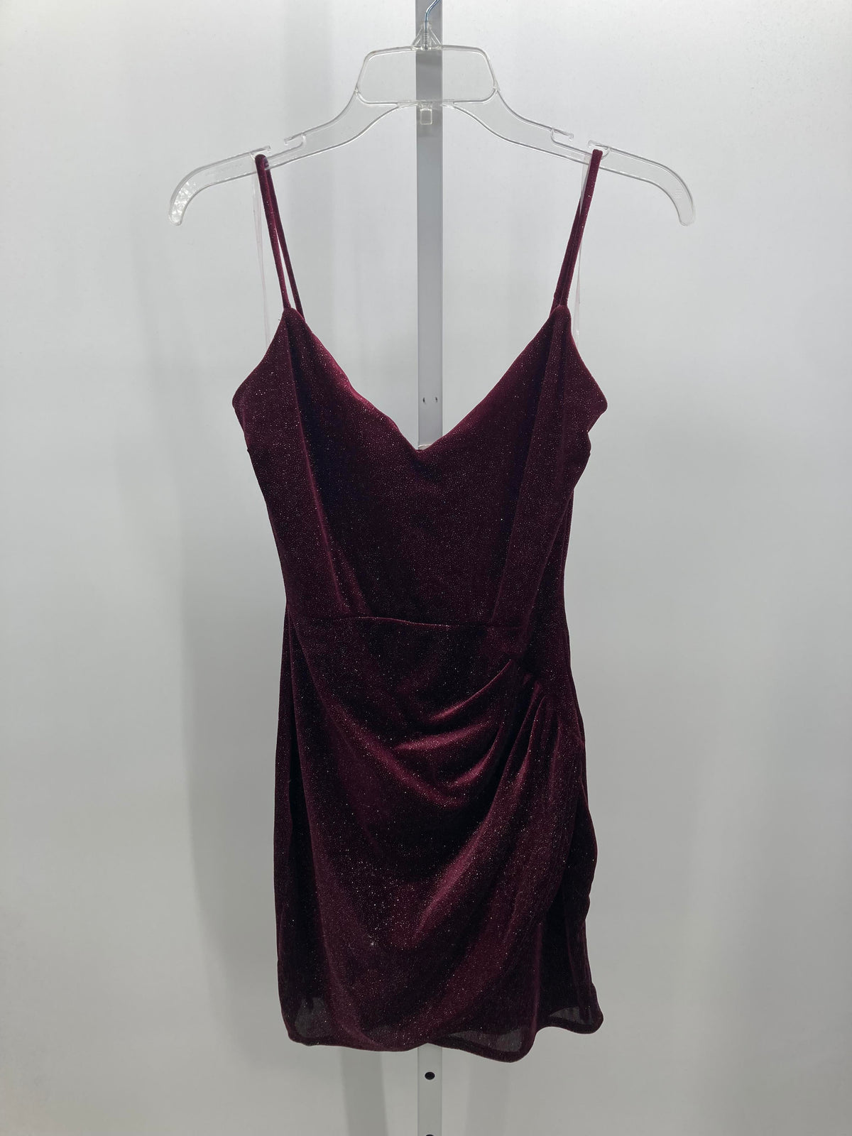 Windsor Size Medium Juniors Sleeveless Dress