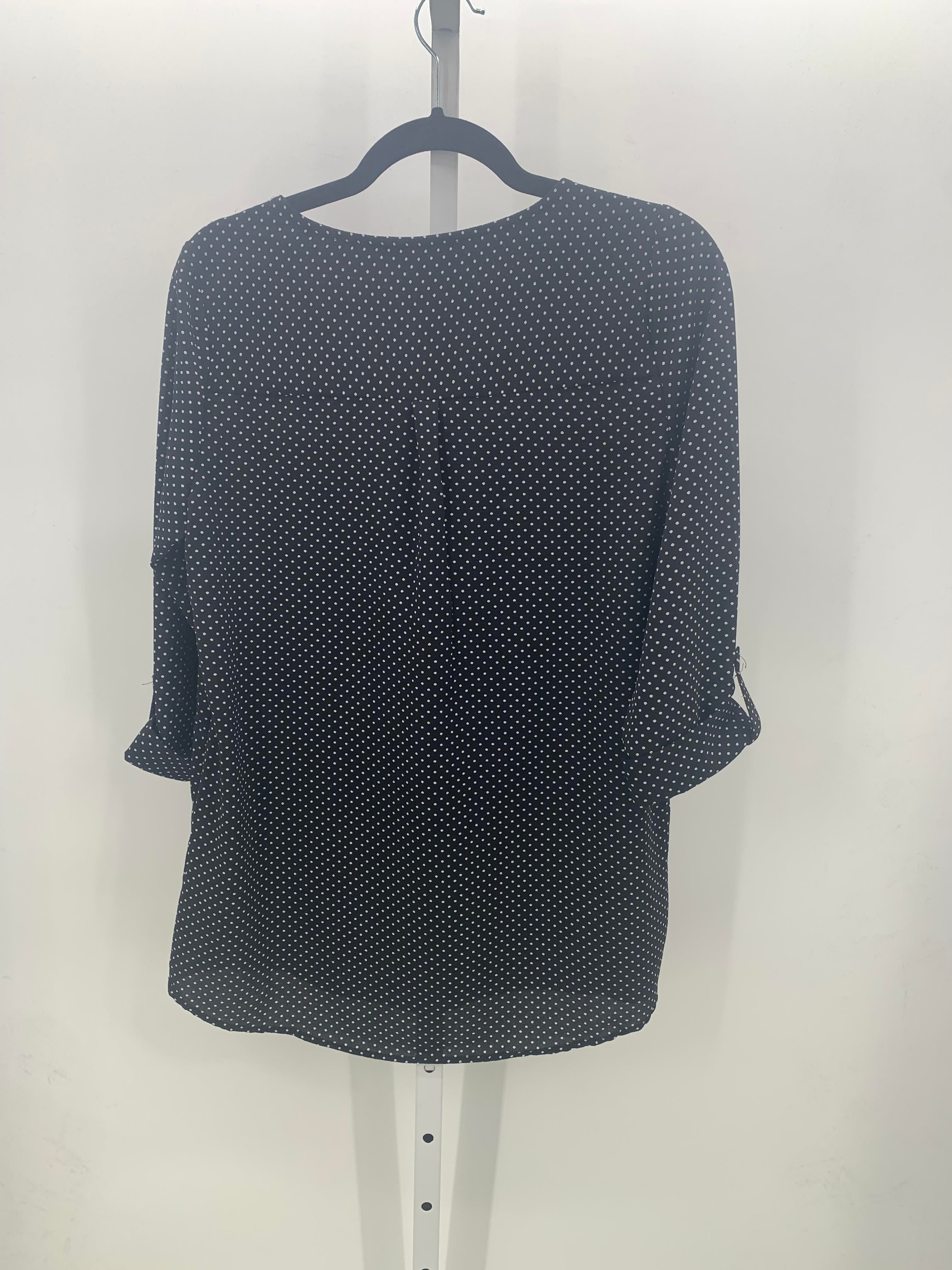 Size Small Misses 3/4 Sleeve Shirt