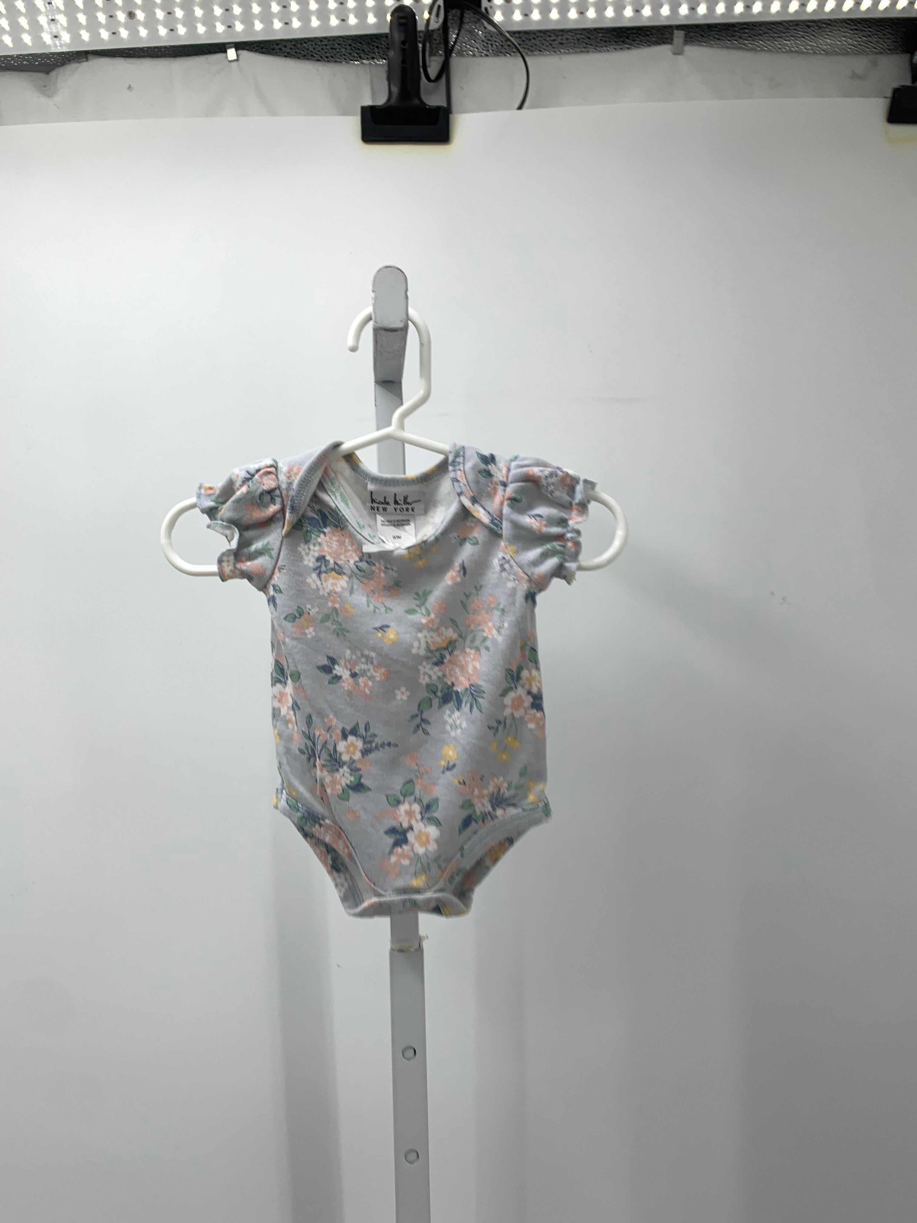 Nicole Miller Size 0-3 months Girls Short Sleeve Shirt