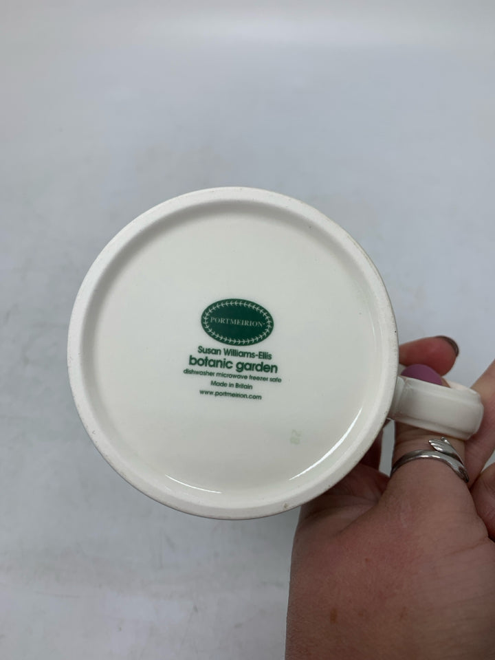 SMALL JASMINUM REVOLUTUM MUG.