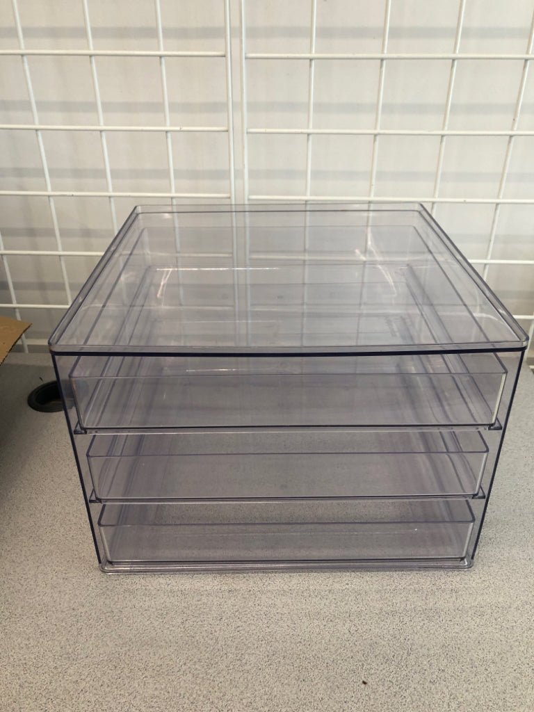 3-DRAWER ACRYLIC ORGANIZER.