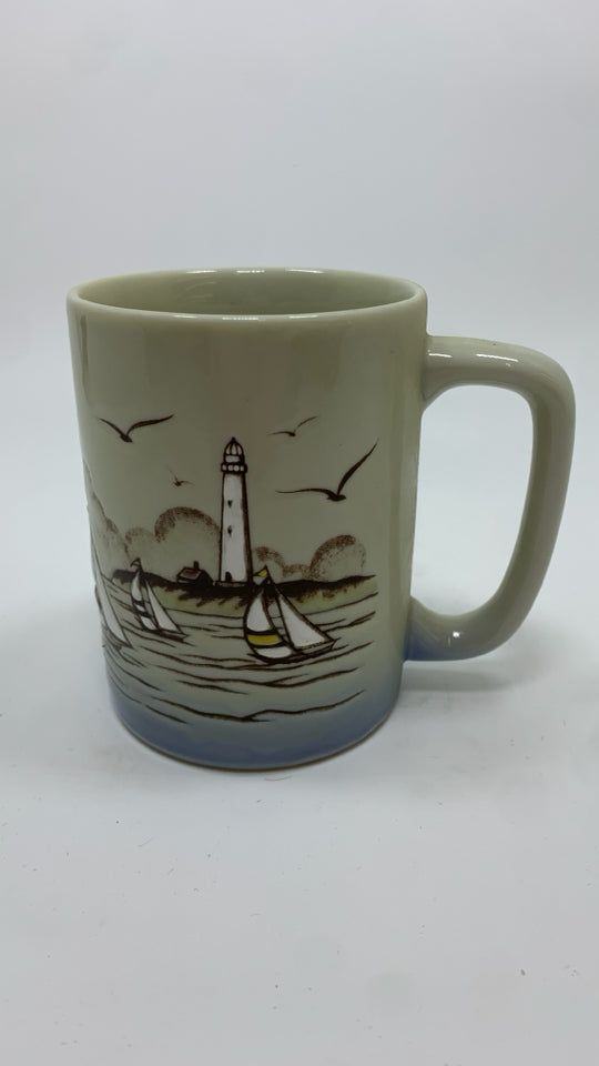 VTG SEAGULL AND SAILBOAT MUG.