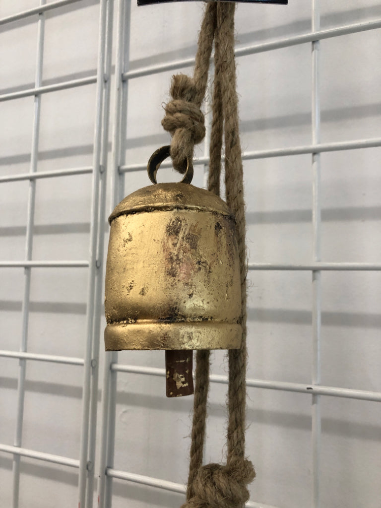 NWT RUSTIC FARMHOUSE HANGING BELLS.