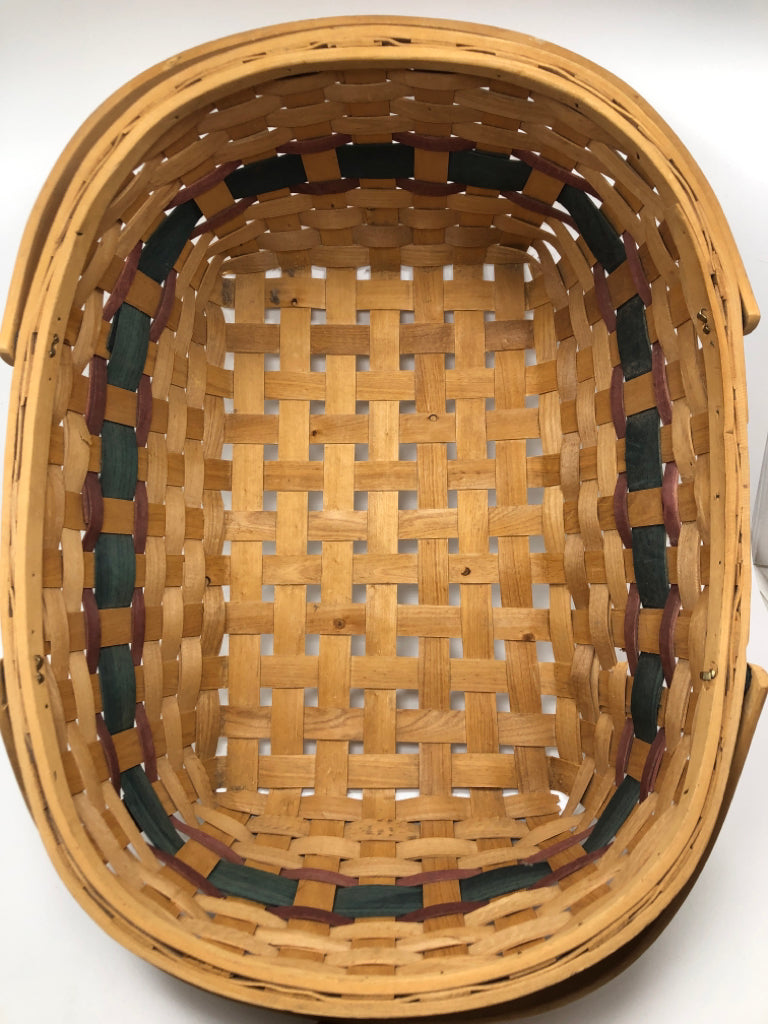 AMERICANA BASKET W/HANDLES.