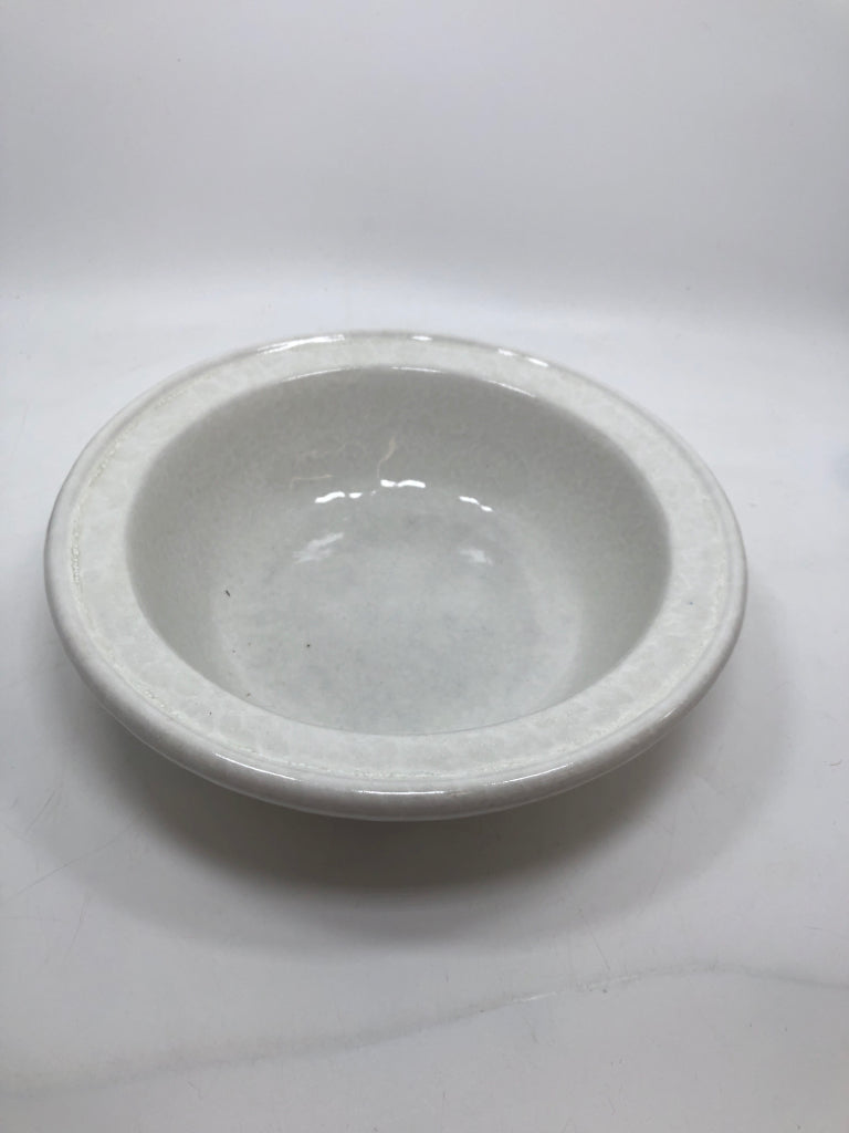 GLAZED SERVING BOWL- BENNINGTON POTTERS VERMONT.