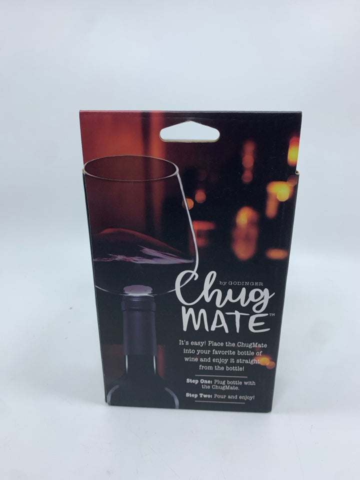 NIB CHUG MATE WINE BOTTLE TOPPER.