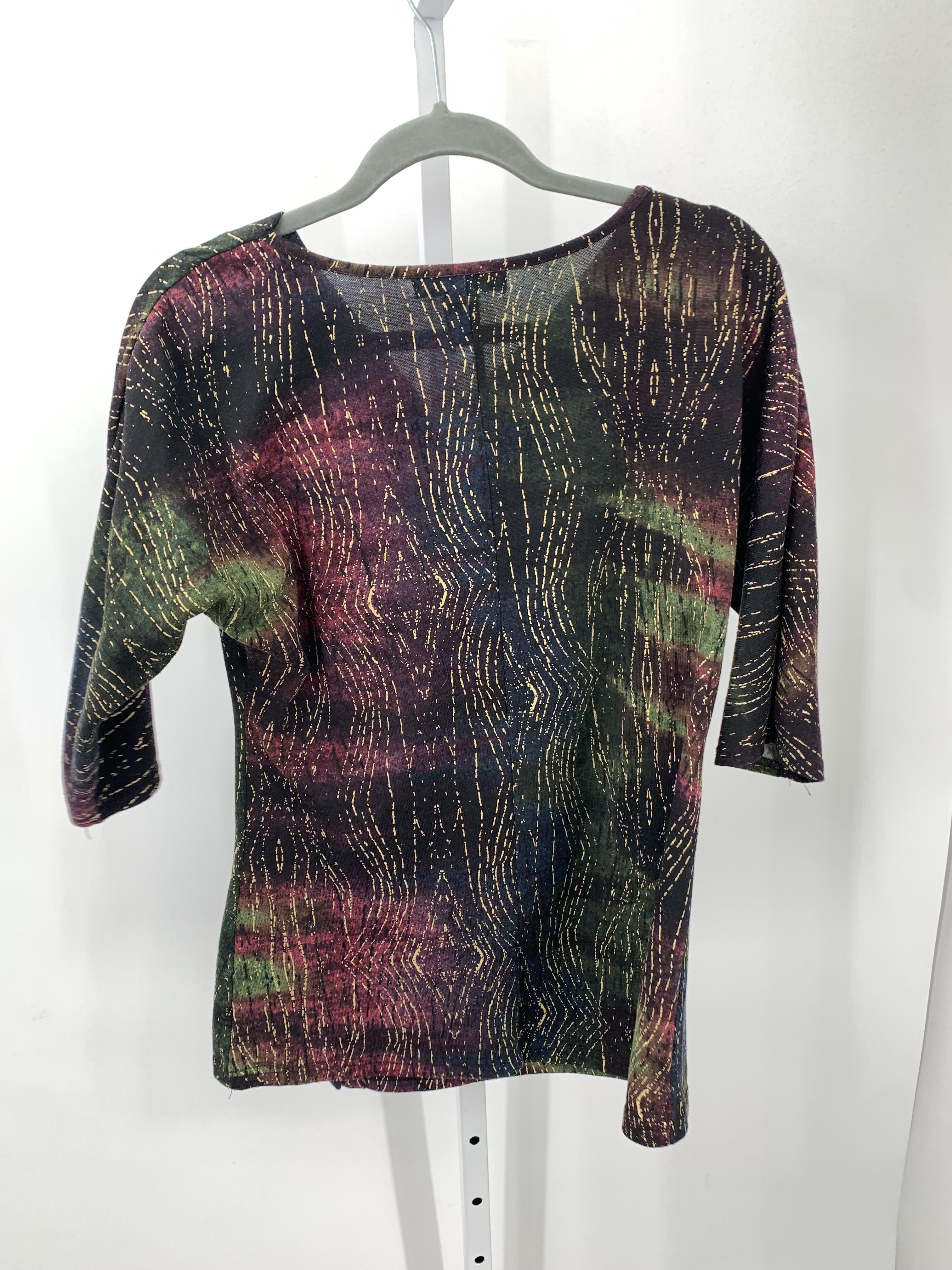 Size Medium Misses Short Sleeve Shirt