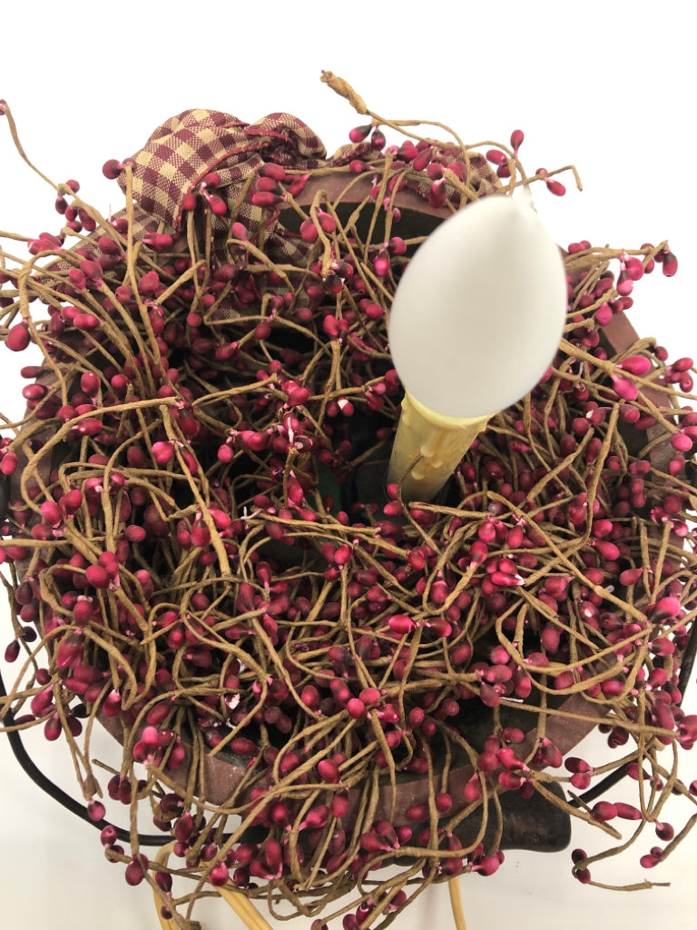 PRIMITIVE WOODEN BUCKET LIGHT W/PIP BERRIES.