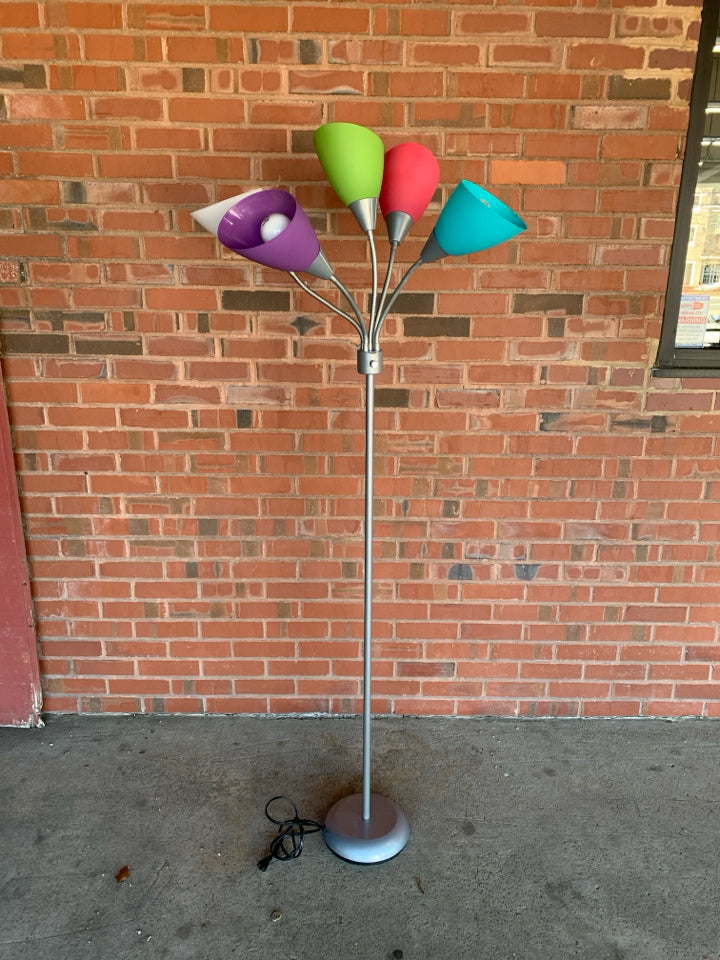 MULTICOLORED 5-BULB ADJUSTABLE FLOOR LAMP.