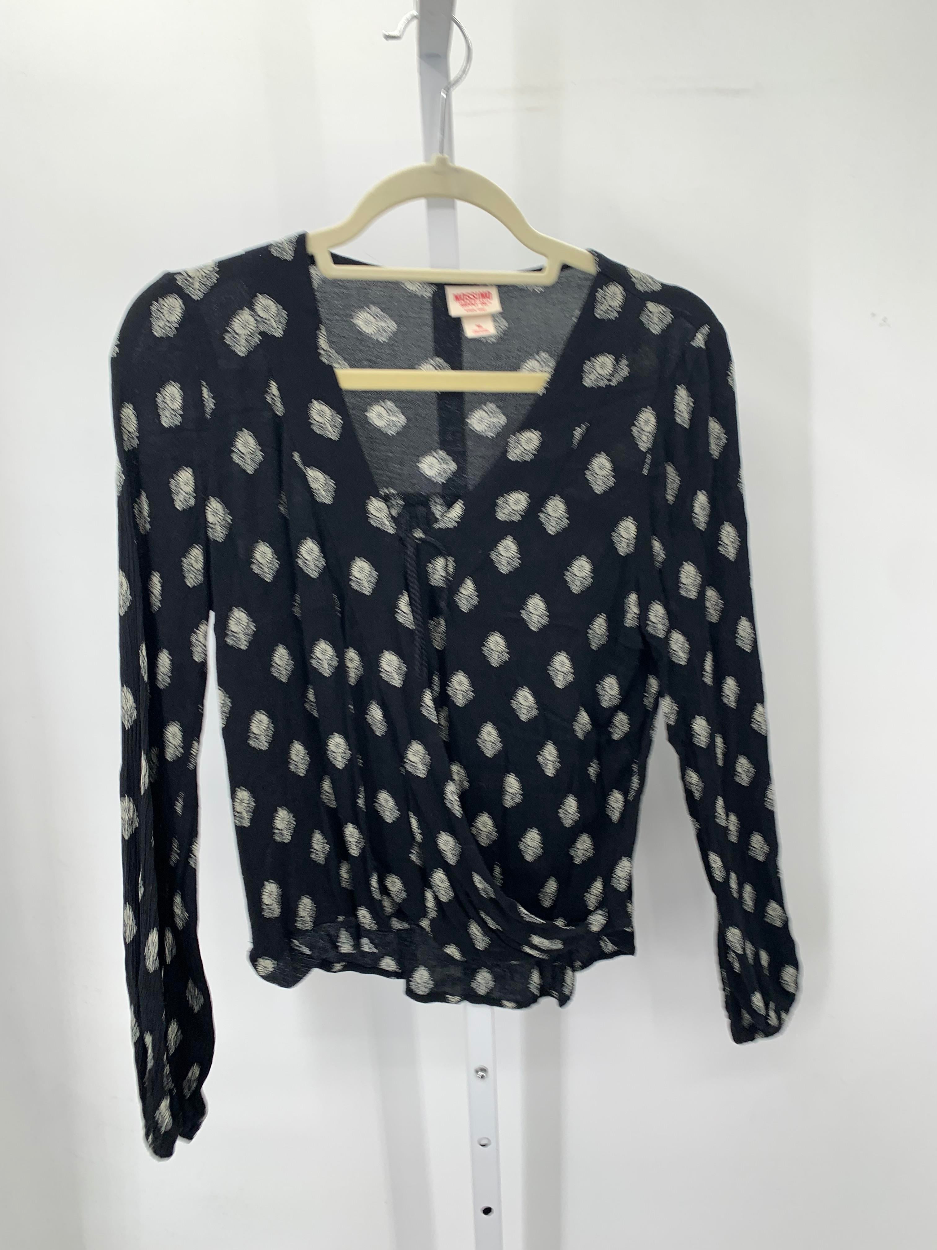 Mossimo Size Medium Juniors Long Sleeve Shirt